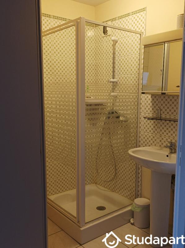 Chambre - 15 m² - 1 pièce