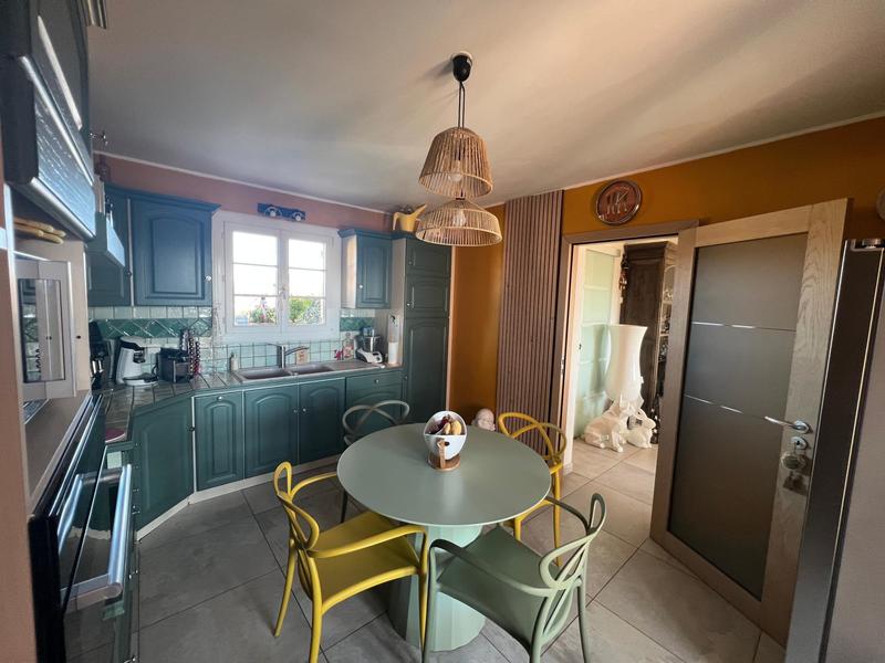 Maison - 195 m² - 7 pièces