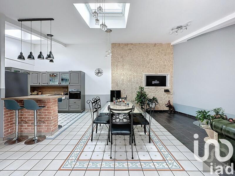 Maison - 114 m² - 5 pièces