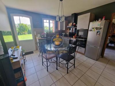 Maison - 168 m² - 6 pièces