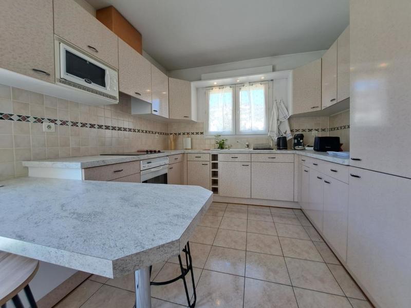 Appartement - 65 m² - 2 pièces