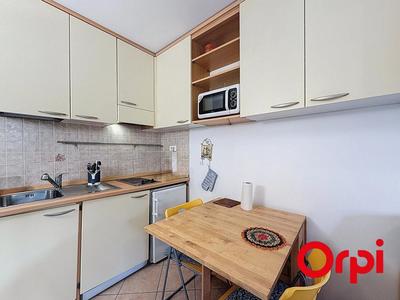 Studio - 18 m² - 1 pièce