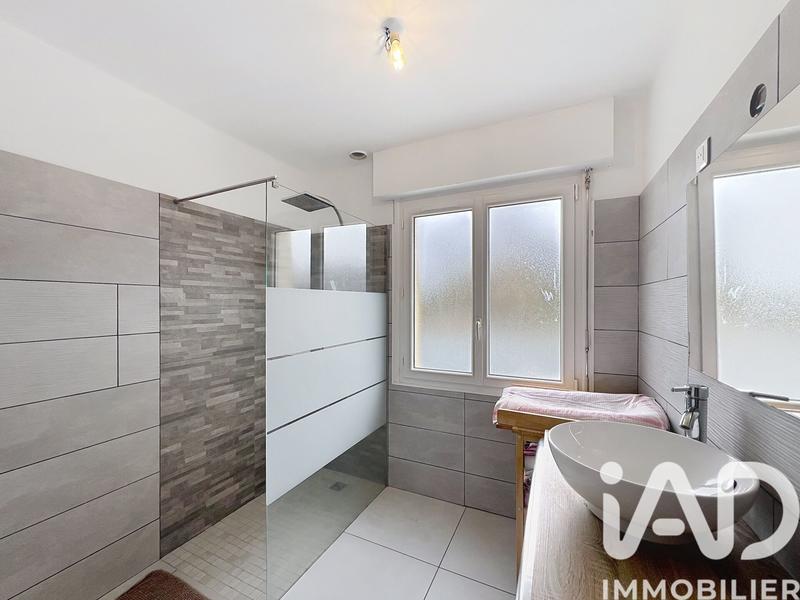 Maison - 110 m² - 6 pièces