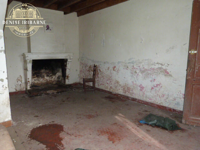 Corps de ferme - 282 m² - 12 pièces