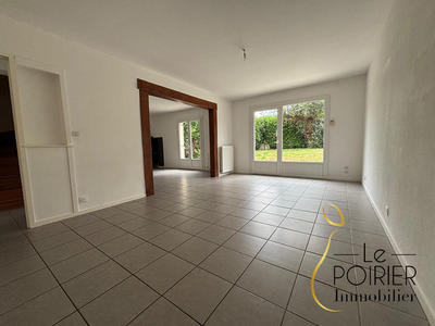 Maison - 104 m² - 6 pièces