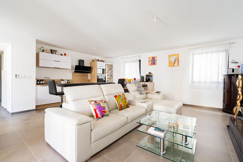 Appartement - 96 m² - 4 pièces