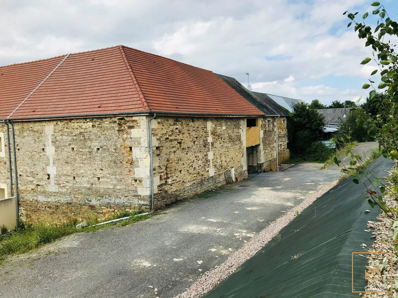 Maison - 290 m² - 8 pièces