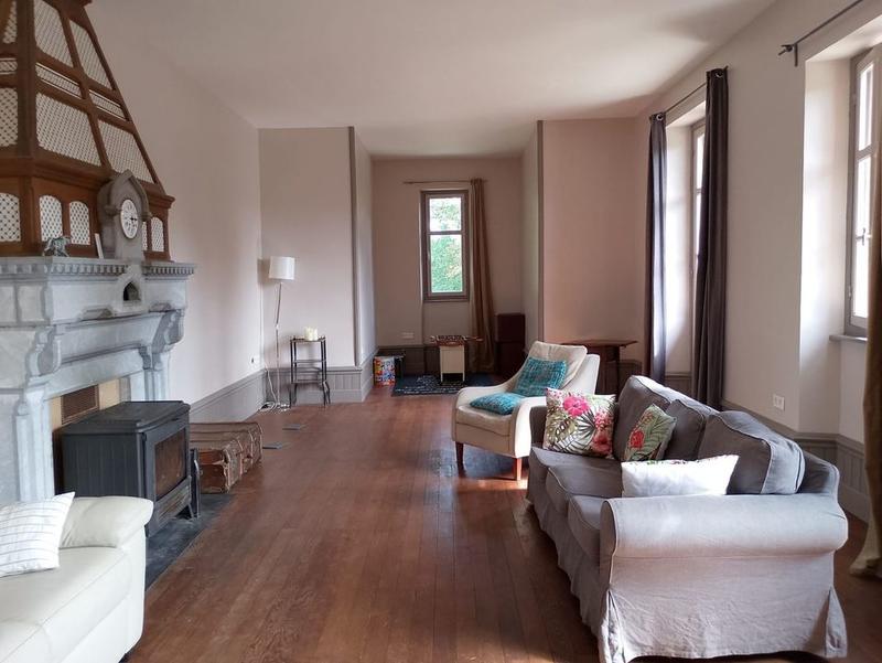 Maison - 1 500 m² - 40 pièces