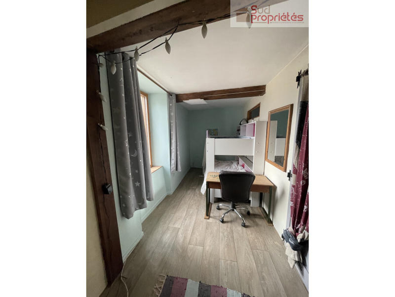 Maison - 180 m² - 6 pièces