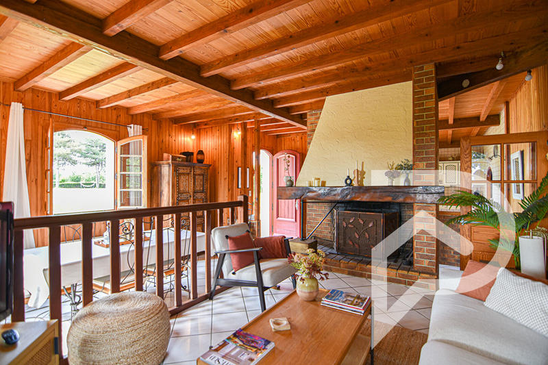 Maison - 110 m² - 5 pièces