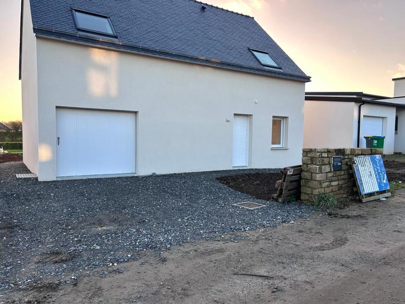 Maison - 92 m² - 4 pièces