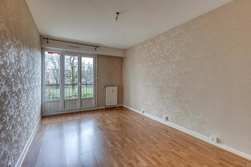 Appartement - 94 m² - 3 pièces