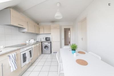 Chambre - 17 m² - 4 pièces