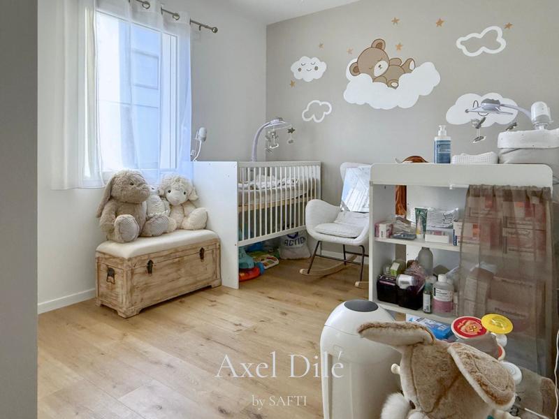 Maison - 89 m² - 5 pièces