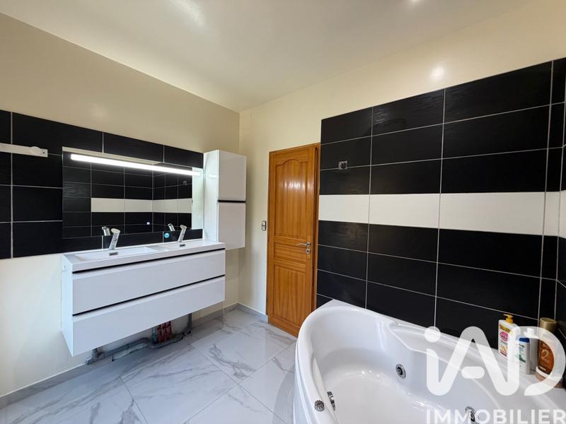 Maison de campagne - 180 m² - 7 pièces