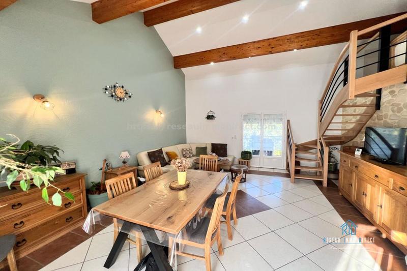 Maison traditionnelle - 155 m² - 6 pièces