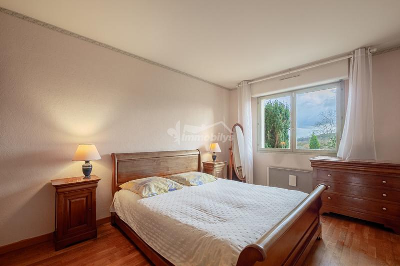 Maison - 147 m² - 6 pièces