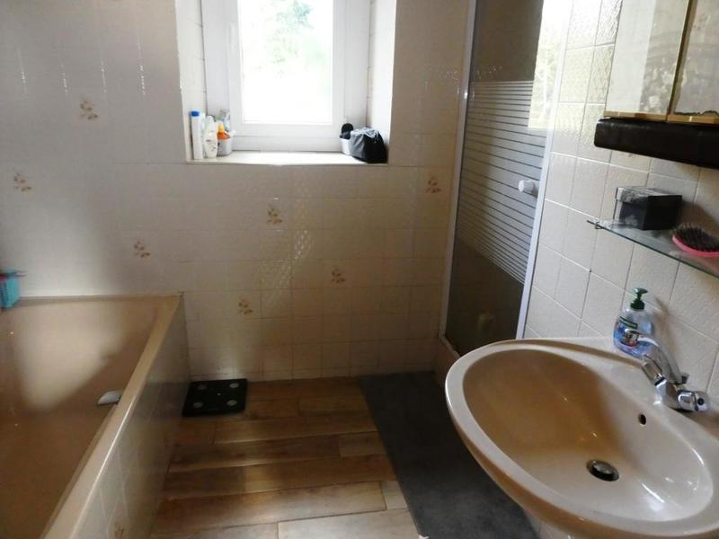 Propriété - 140 m² - 6 pièces