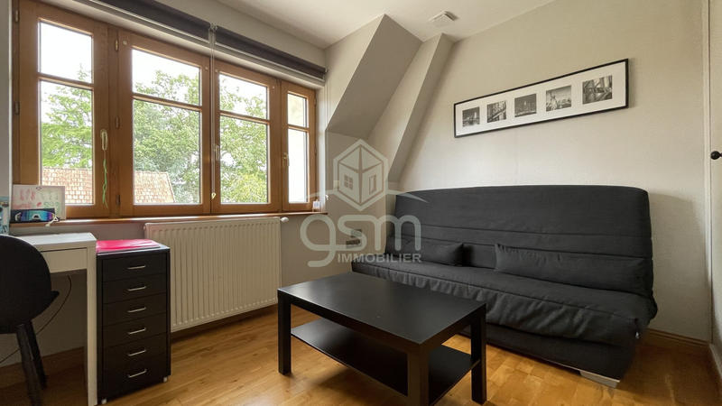 Maison - 383 m² - 13 pièces