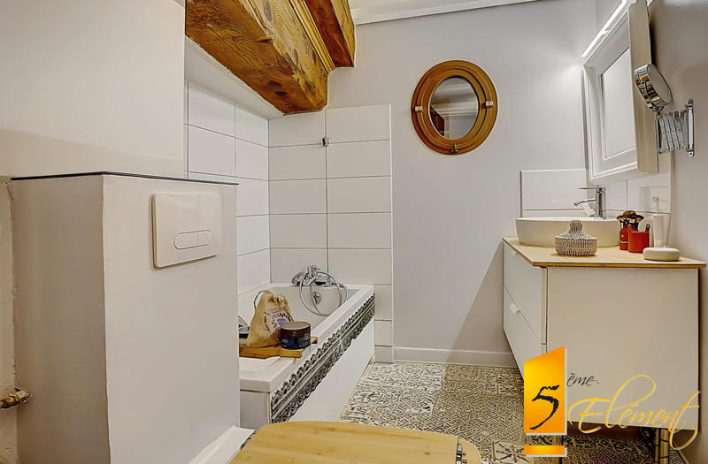 Appartement - 83 m² - 3 pièces