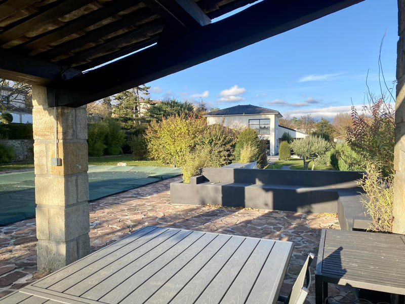 Maison - 185 m² - 7 pièces