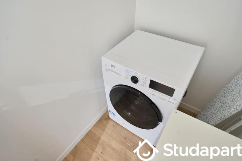 Chambre - 13 m² - 1 pièce