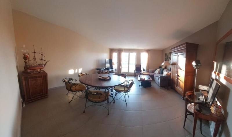 Appartement - 75 m² - 3 pièces