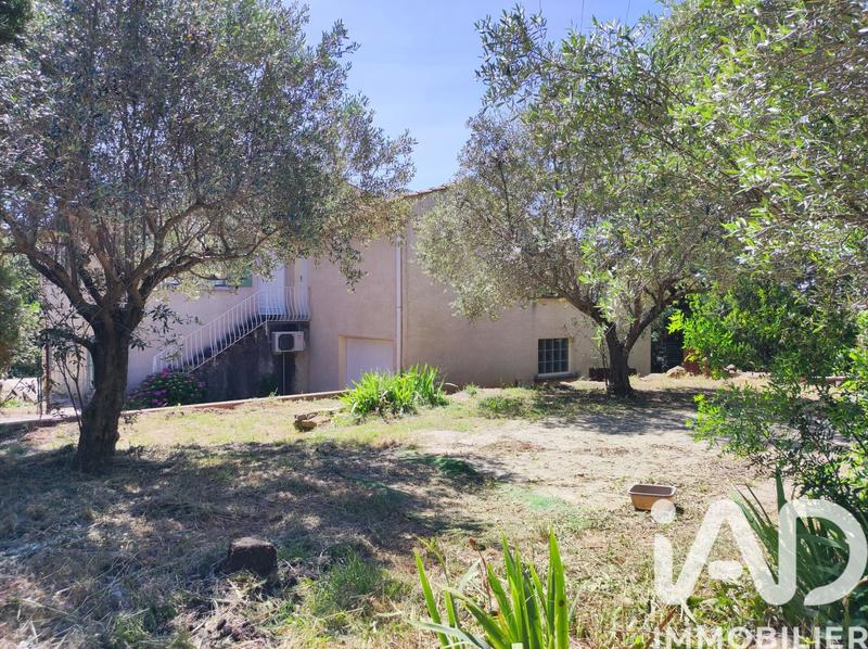 Maison - 265 m² - 9 pièces