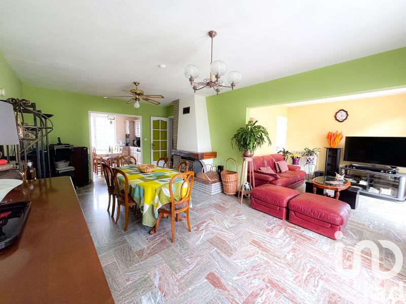 Maison - 96 m² - 5 pièces