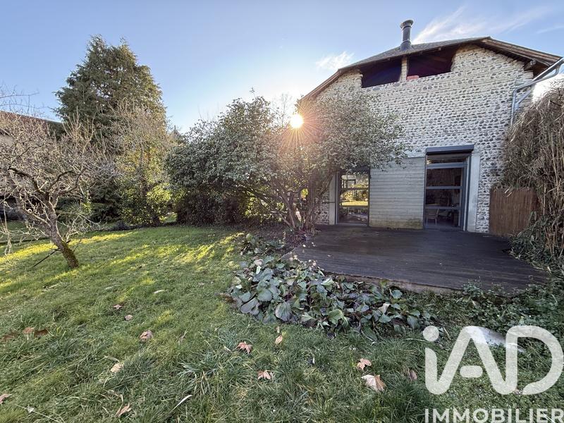 Maison - 228 m² - 7 pièces