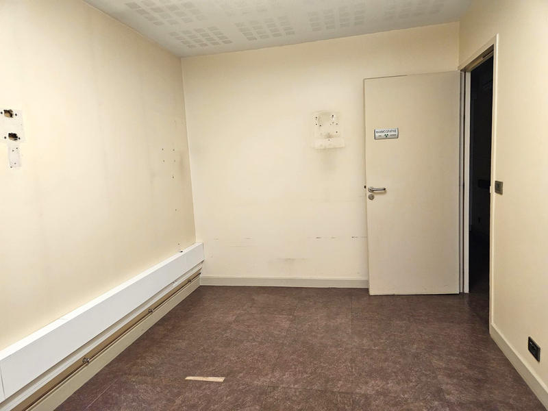 Local commercial - 257 m²