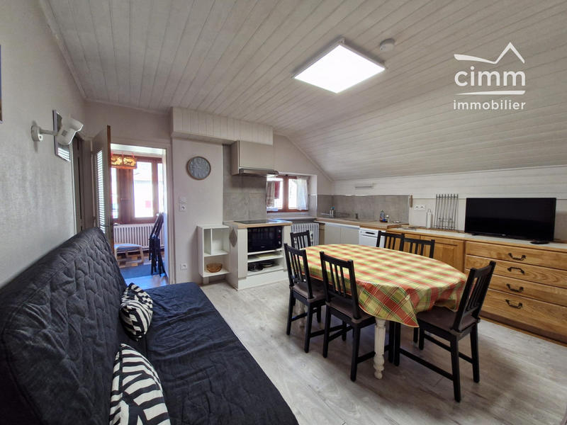 Maison - 96 m² - 4 pièces