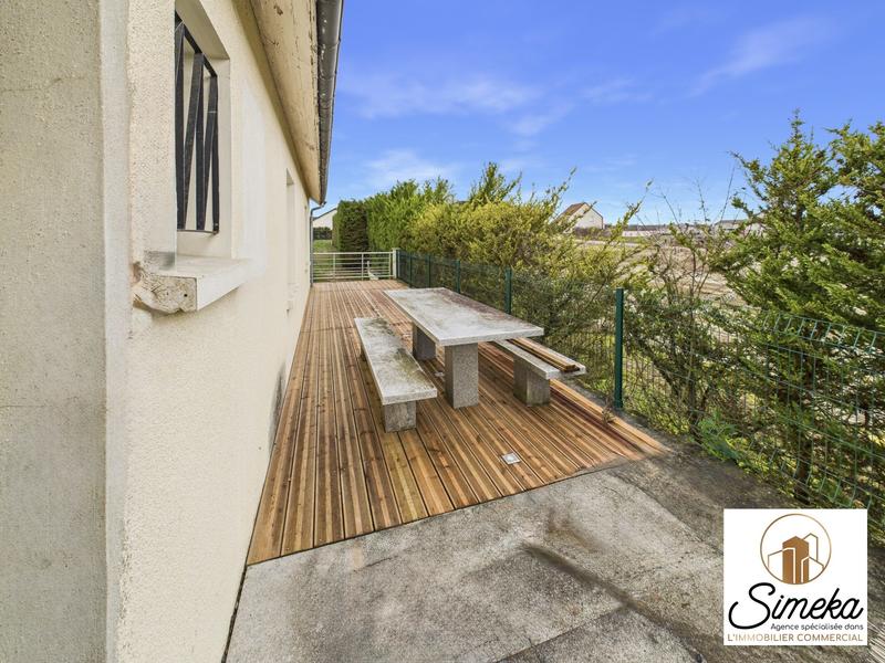 Maison contemporaine - 194 m² - 9 pièces