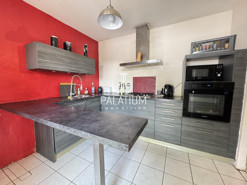 Maison - 102 m² - 4 pièces