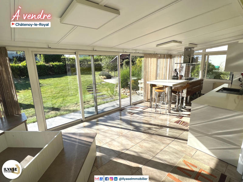 Maison - 182 m² - 7 pièces