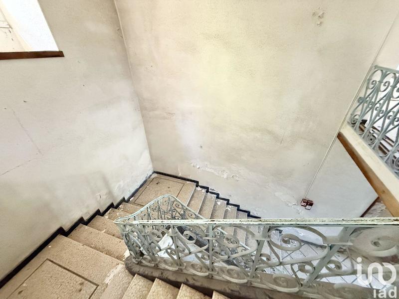 Maison - 800 m² - 11 pièces