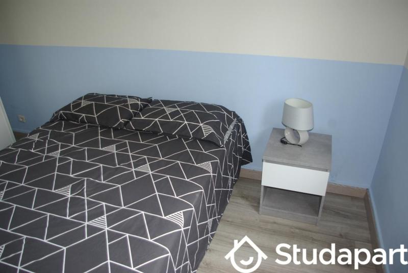 Chambre - 12 m² - 1 pièce