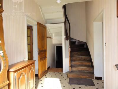 Maison - 167 m² - 8 pièces