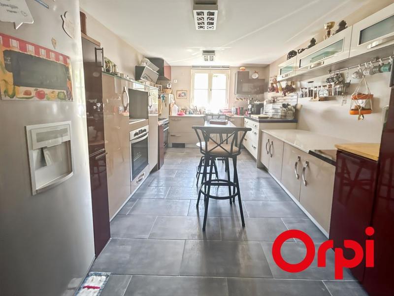 Villa - 197 m² - 5 pièces