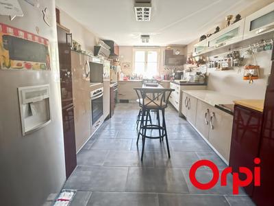 Villa - 197 m² - 5 pièces