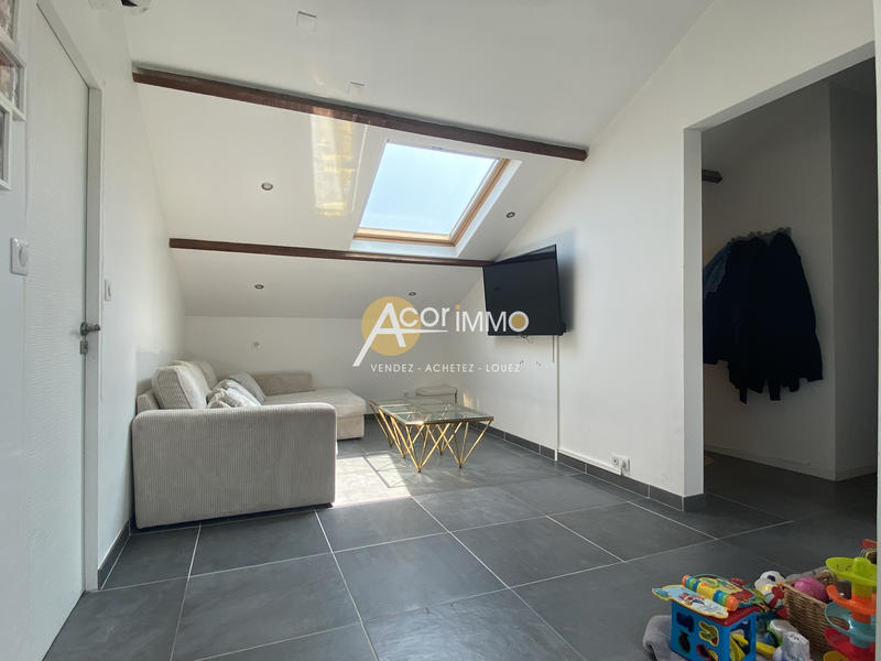 Appartement - 60 m² - 3 pièces