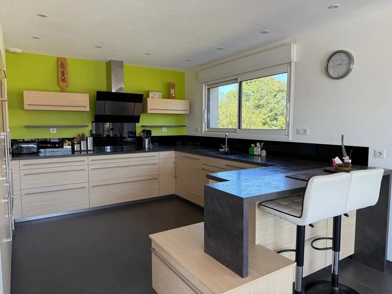 Maison - 133 m² - 5 pièces