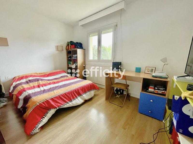 Villa - 260 m² - 10 pièces