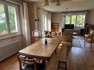 Maison - 102 m² - 7 pièces