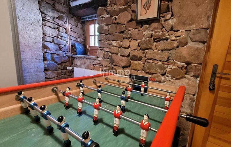 Maison - 207 m² - 7 pièces