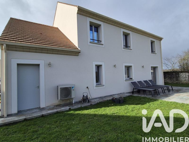 Maison - 150 m² - 5 pièces