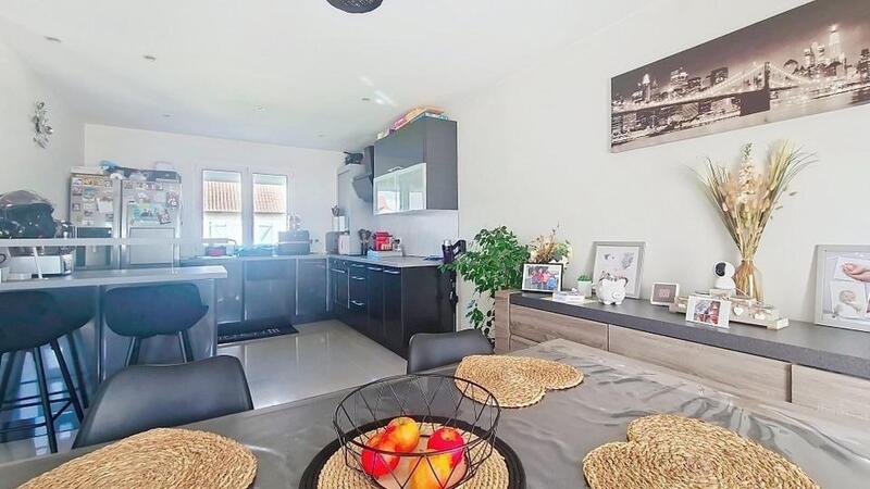 Maison - 102 m² - 5 pièces