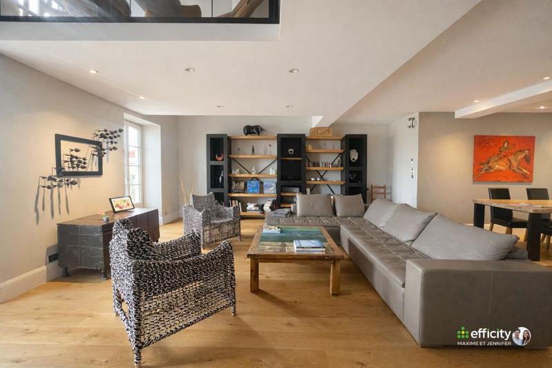 Duplex - 190 m² - 6 pièces