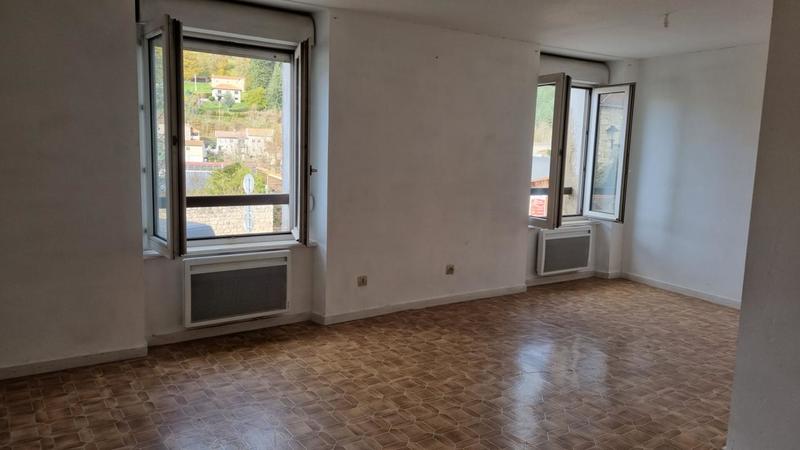 Immeuble - 213 m² - 12 pièces