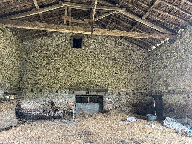 Corps de ferme - 351 m² - 9 pièces